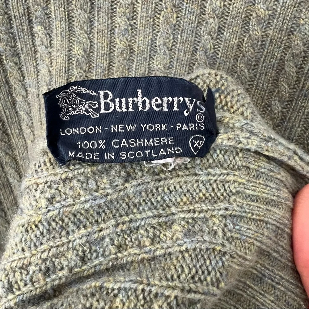 Burberry 100% Cashmere Turtleneck Cable knit Sweater - Picture 4 of 8